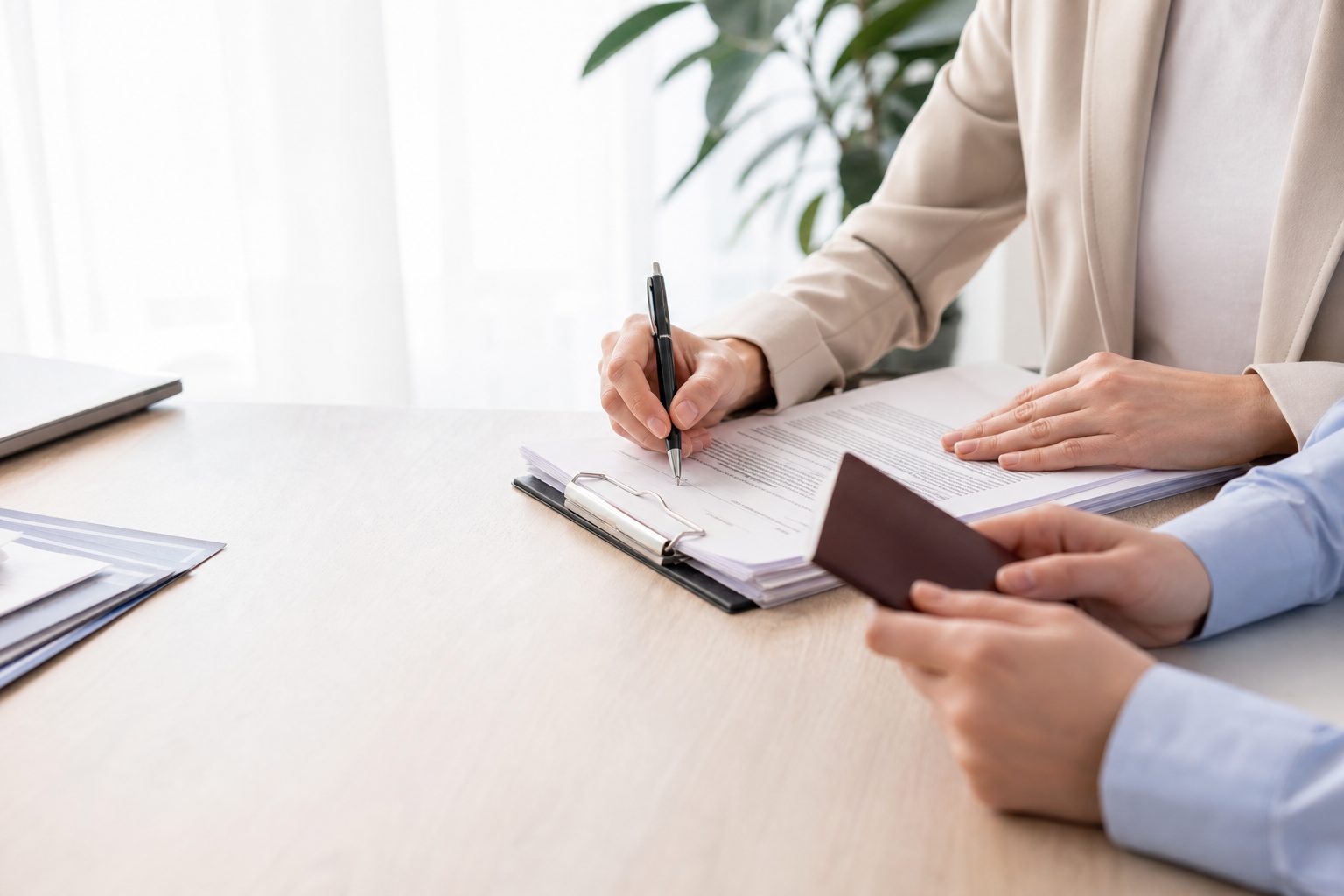 Scena di lavoro che illustra VerificaAdeguata, Fascicolo di adeguata verifica completo per ogni cliente, con profilo di rischio